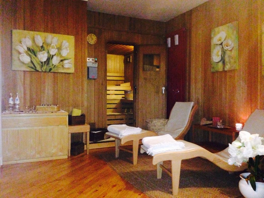 Hotel Miramonti Мадонна-ди-Кампильо Экстерьер фото
